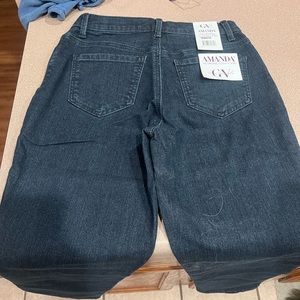 Gloria Vanderbilt Amanda jeans